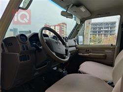 Toyota Land Cruiser 70 Pickup